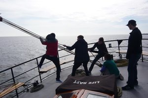 Zeilen met school naar het Wad of naar Amsterdam